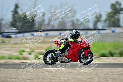 media/Apr-18-2025-TrackDaz (Fri) [[45f5874c44]]/B Group/Session 2 (Turn 7)/